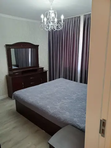 Мирзо-Улугбекский, Новомосковская